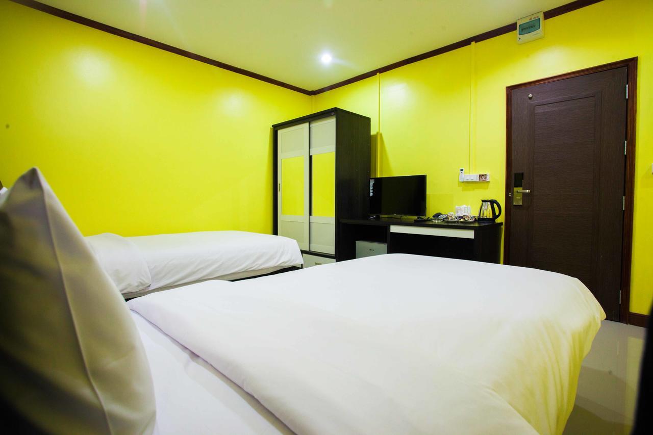 Grand Omari Hotel Bangkok Exterior photo
