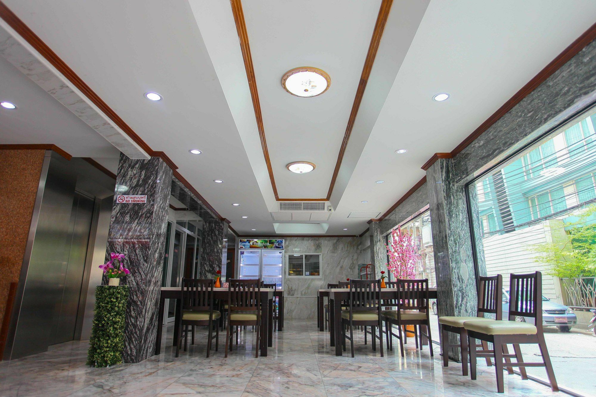 Grand Omari Hotel Bangkok Exterior photo
